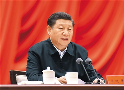 1月11日，省部級(jí)主要領(lǐng)導(dǎo)干部學(xué)習(xí)貫徹黨的十九屆五中全會(huì)精神專(zhuān)題研討班在中央黨校（國(guó)家行政學(xué)院）開(kāi)班。中共中央總書(shū)記、國(guó)家主席、中央軍委主席習(xí)近平在開(kāi)班式上發(fā)表重要講話(huà)。 新華社記者 鞠鵬 攝