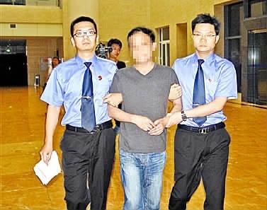 潛逃12年的鄧某被抓獲
